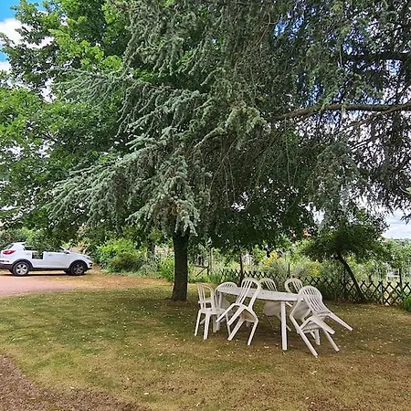 Les Paquerettes, De Campagne 1300 M2 De Terrain A 20min Du Puy Du Fou Holiday home *