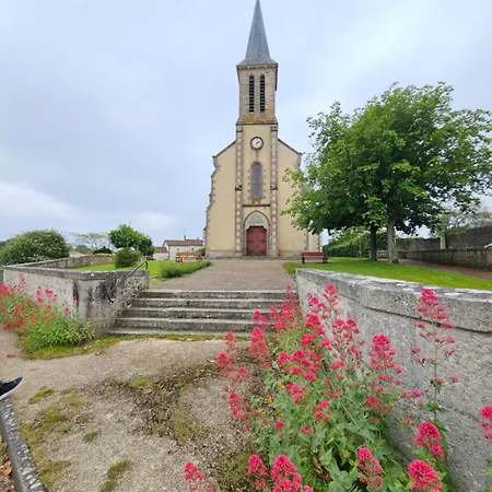 Les Paquerettes, De Campagne 1300 M2 De Terrain A 20min Du Puy Du Fou